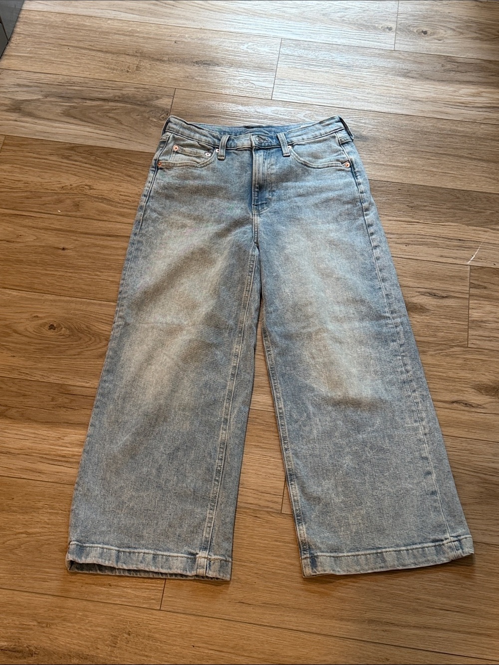 GAP High Rise Stride Ankle Wide Leg Jeans | Light Wash | Size 28